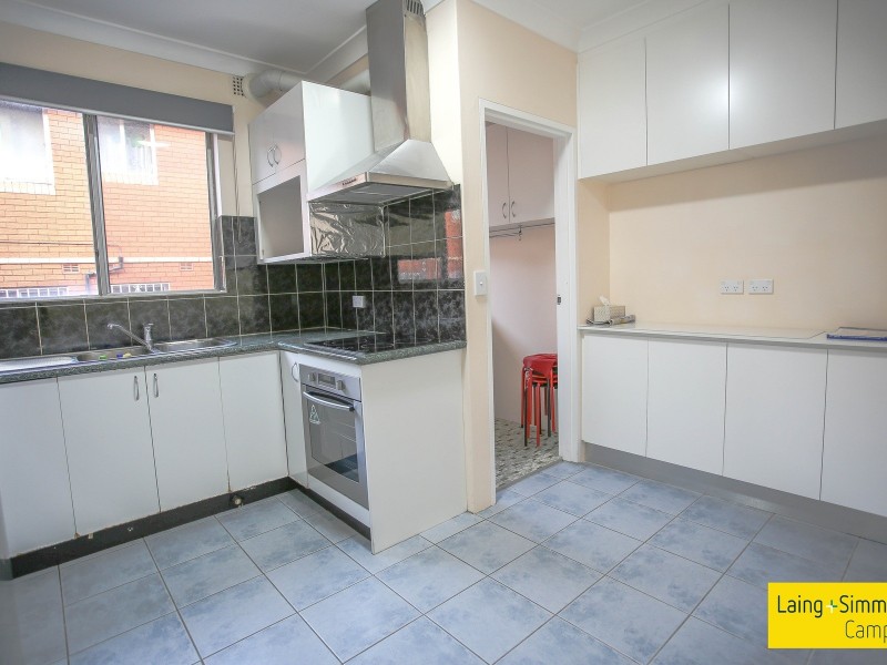 2/22 McKern St, Campsie NSW 2194