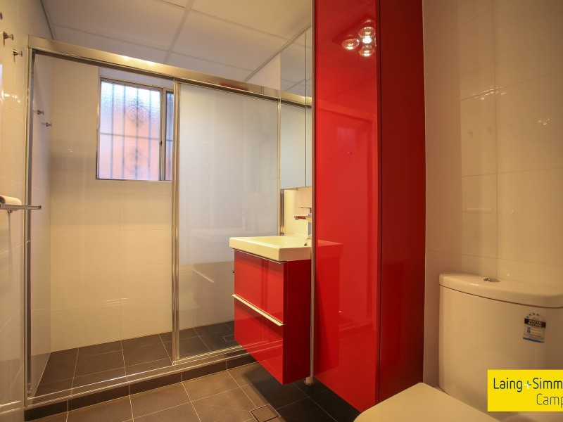 2/22 McKern St, Campsie NSW 2194