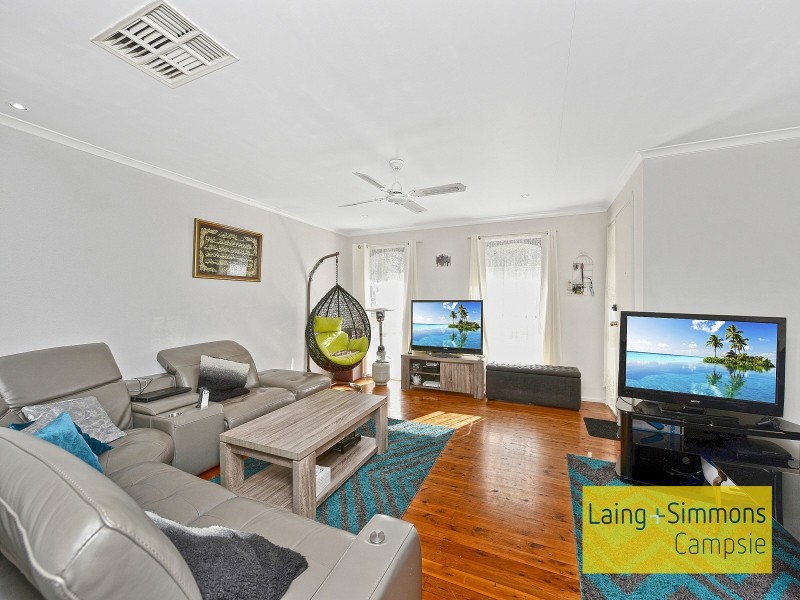 7 Cranberry Street, Macquarie Fields NSW 2564