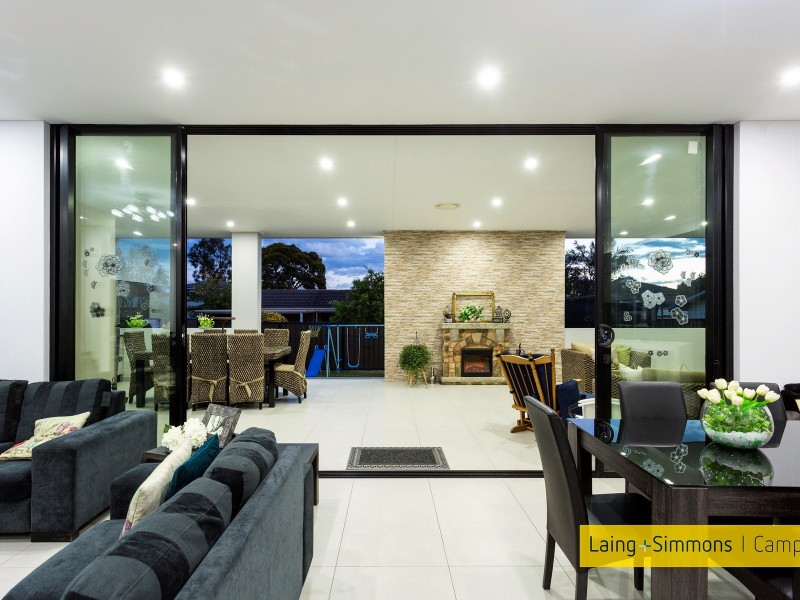 7 Endeavour Road, Georges Hall NSW 2198