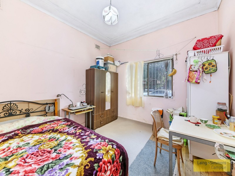 43 Fourth Ave, Campsie NSW 2194