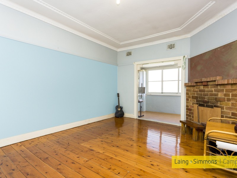 469 The Horsley Drive, Fairfield NSW 2165