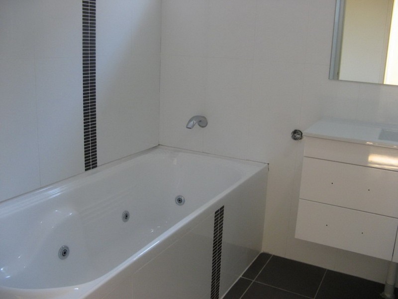 1/31 Dryden St, Campsie NSW 2194