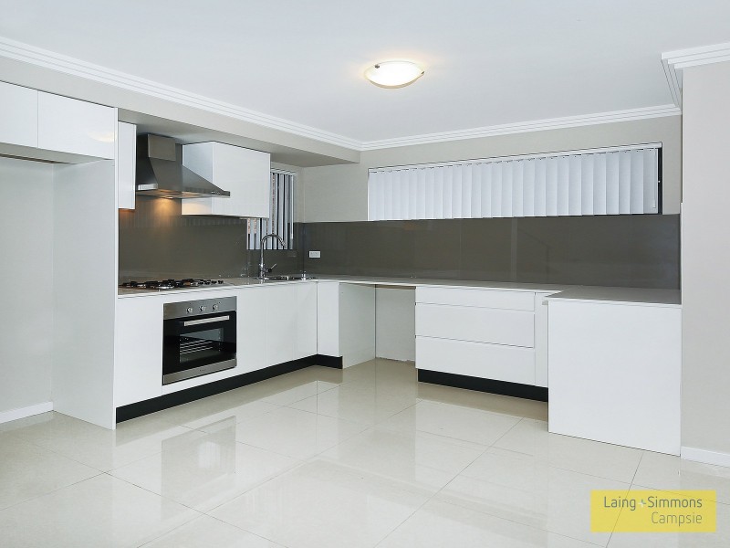 13 Price Lane, Bankstown NSW 2200