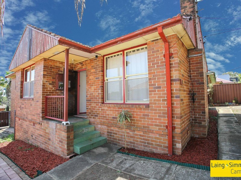 8 Frank Street, Mount Lewis NSW 2190