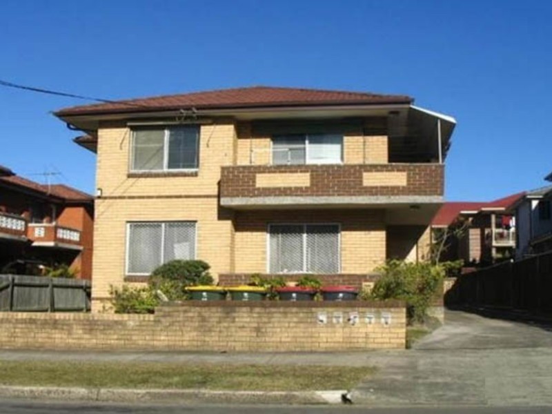 1/58 Frederick St, Campsie NSW 2194