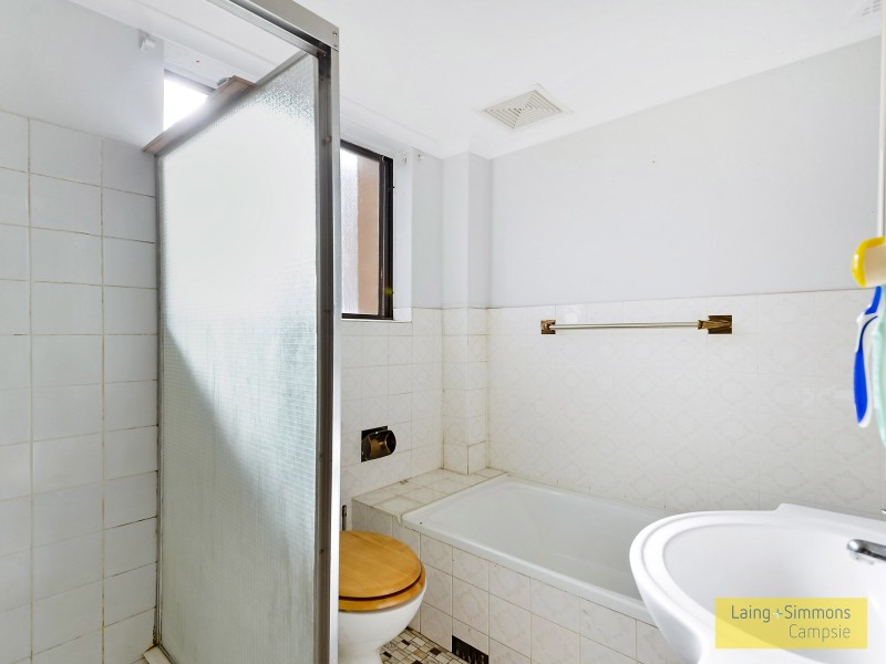 32 Mckern Street, Campsie NSW 2194