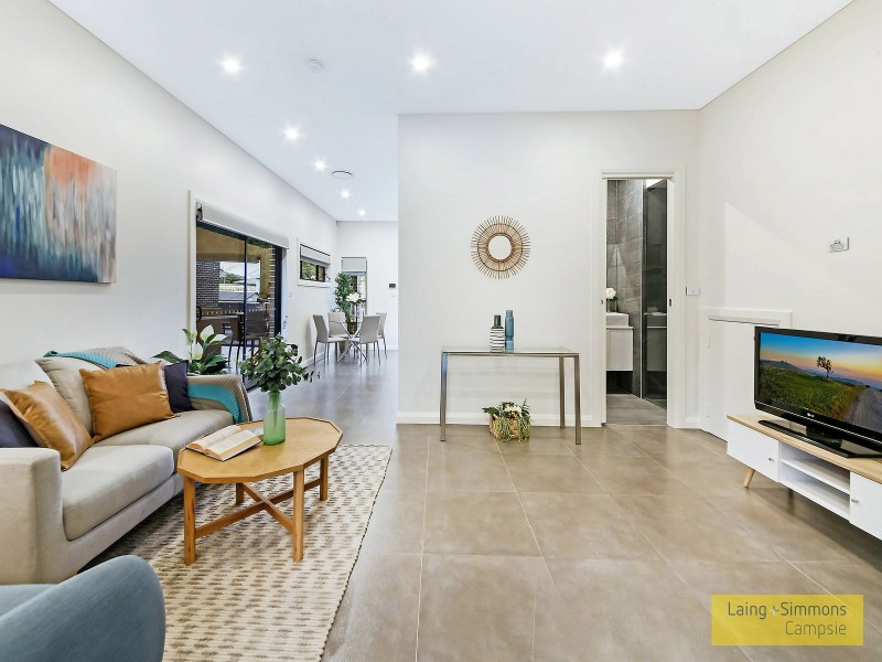 14a  Woodward St,, Ermington NSW 2115