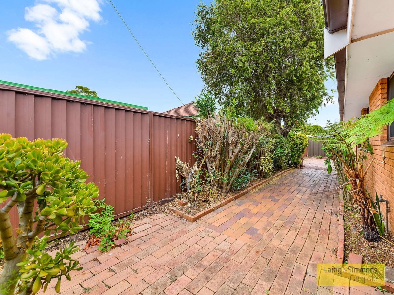 3/80 First Ave, Campsie NSW 2194