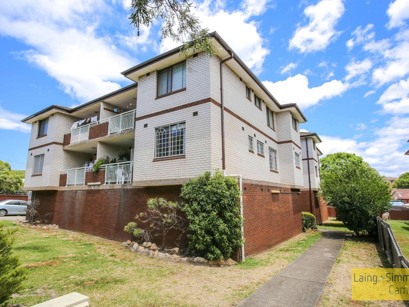 9/5-7  London Street, Campsie NSW 2194