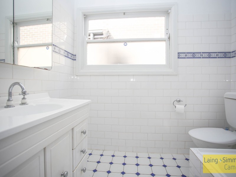 3 Avoca Ave, Belfield NSW 2191