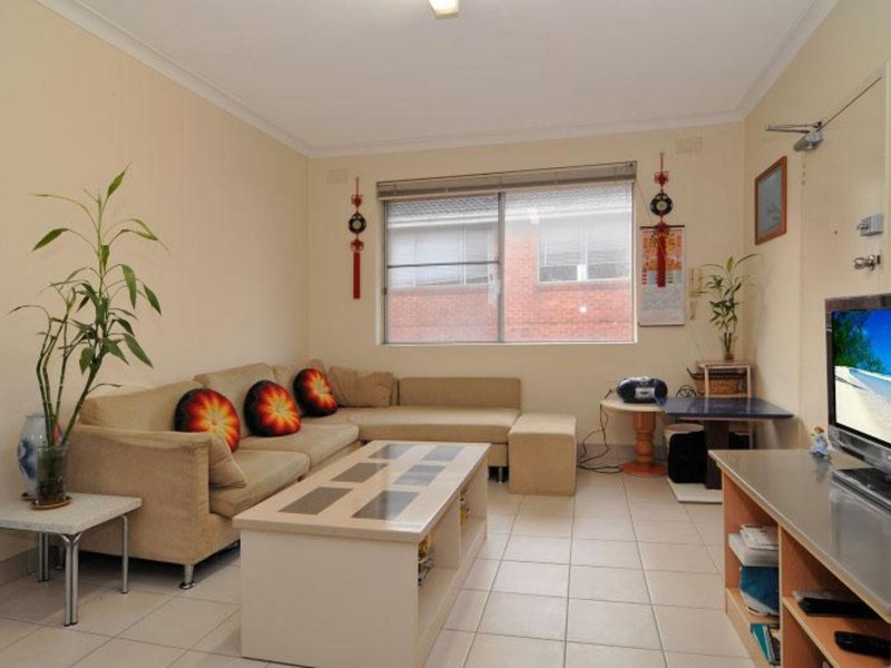 6/4 Howard Street, Canterbury NSW 2193