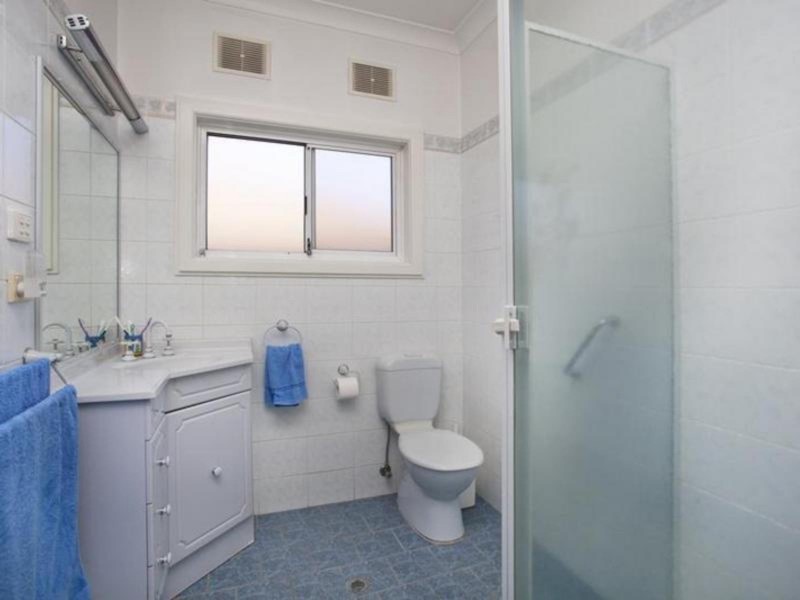 24 Wales St, Greenacre NSW 2190