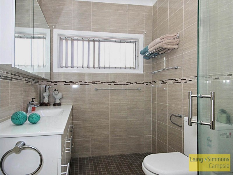 14 Kent Ave, Roselands NSW 2196