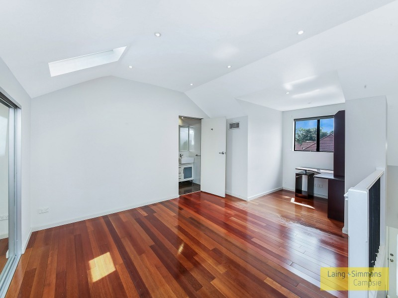 4/30 Shenton Avenue, Bankstown NSW 2200