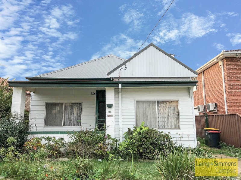 31 Clissold Parade, Campsie NSW 2194