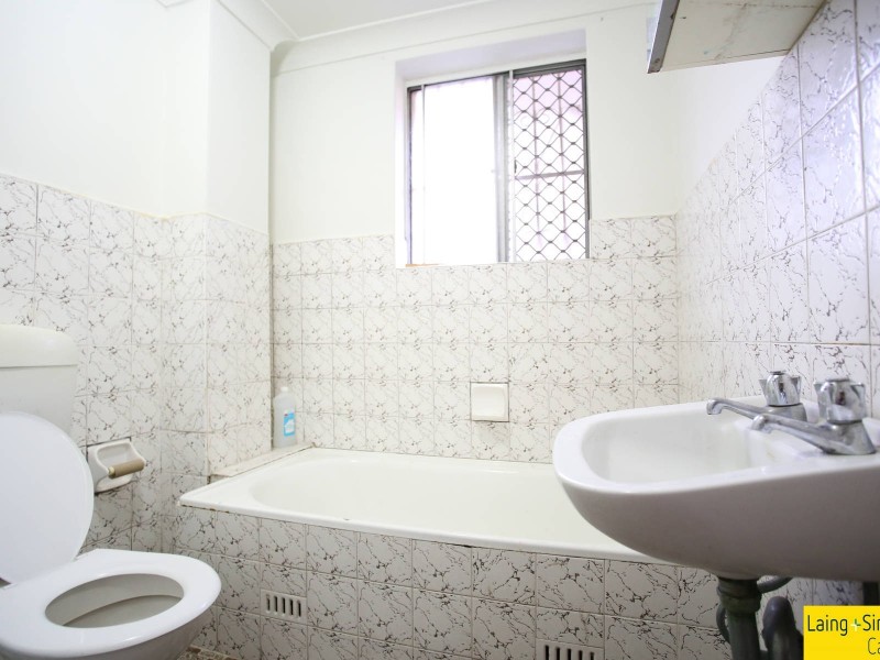 4/48 Fourth Avenue, Campsie NSW 2194