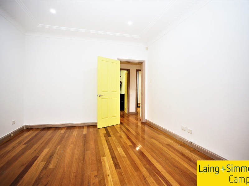 212 Moorefield Road, Roselands NSW 2196
