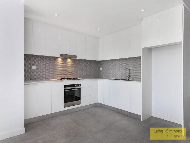 2/89 Claremont Street, Campsie NSW 2194