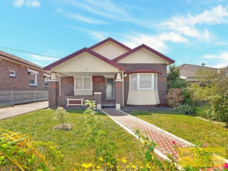 33 William Street, Earlwood NSW 2206