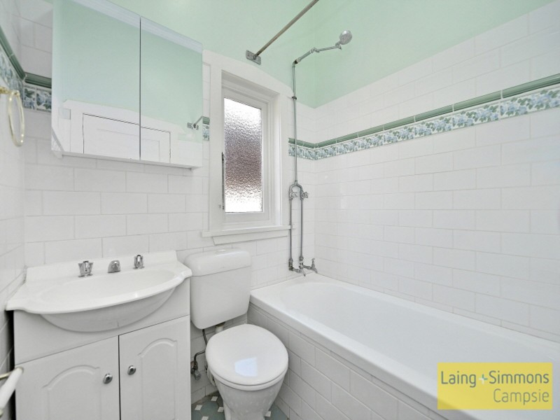 33 William Street, Earlwood NSW 2206