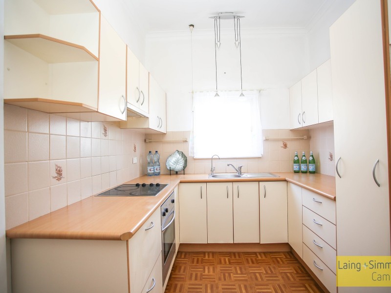 62 Benaroon Rd, Lakemba NSW 2195