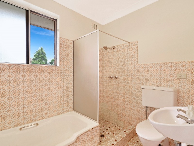 10/64 Fairmount St, Lakemba NSW 2195