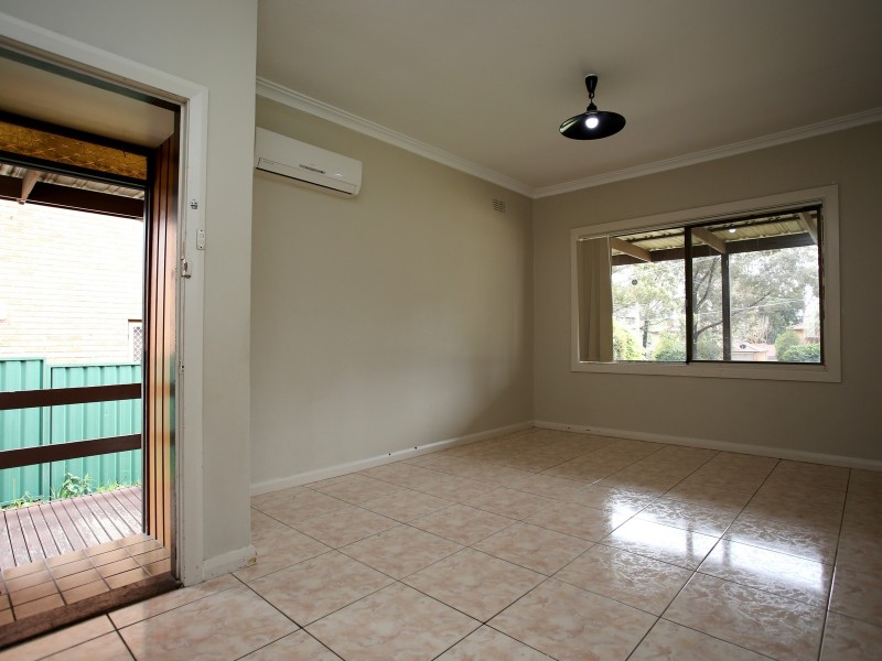 6 Drew Street, Greenacre NSW 2190