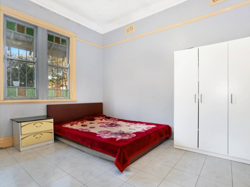 43 Amy Street, Campsie NSW 2194