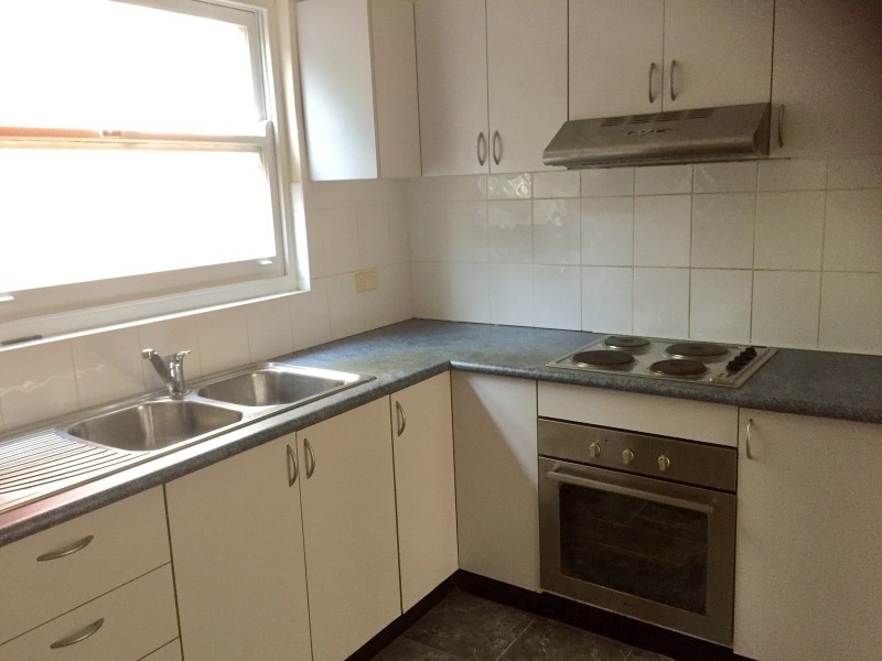 4 Hill St, Campsie NSW 2194