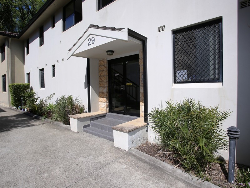 29 Fourth Ave, Campsie NSW 2194