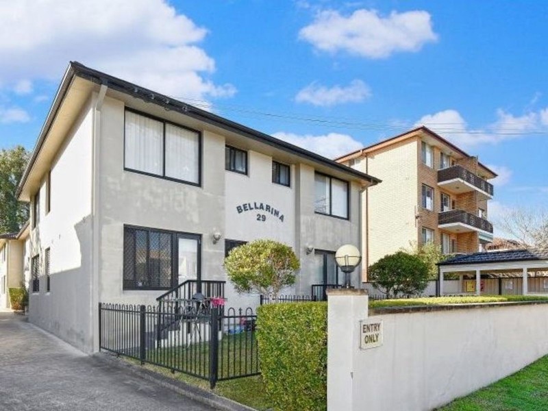 29 Fourth Ave, Campsie NSW 2194