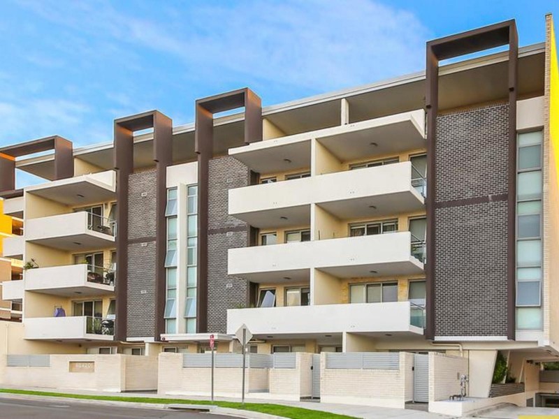 8 Broughton Street, Canterbury NSW 2193