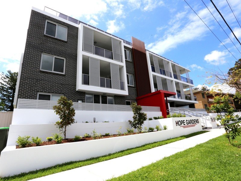 16 Ferguson Ave, Wiley Park NSW 2195