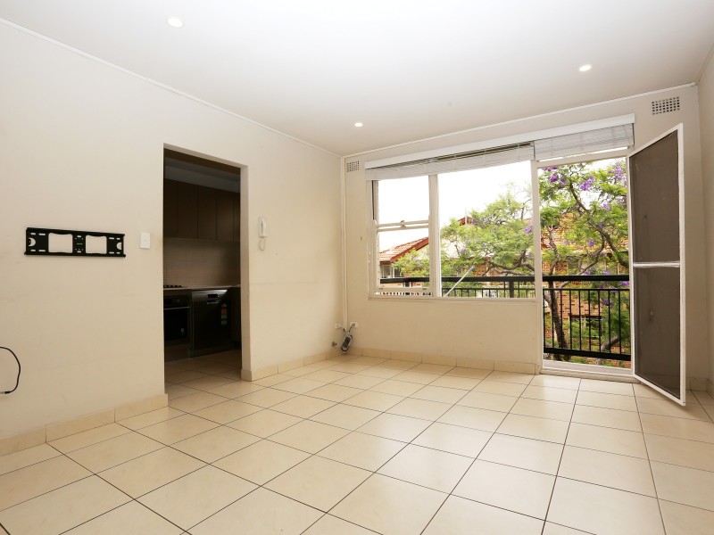 8 Fifth Ave, Campsie NSW 2194