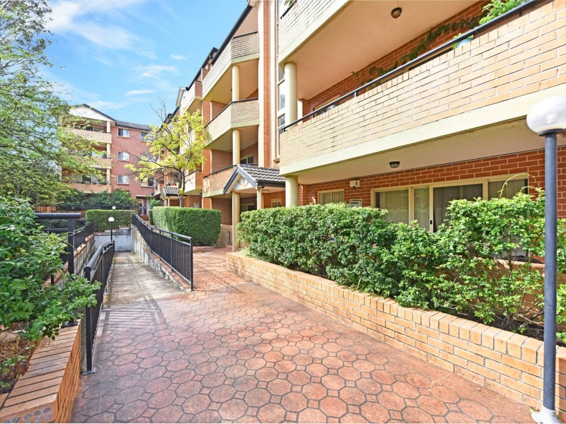 48 Marlborough Rd, Homebush West NSW 2140