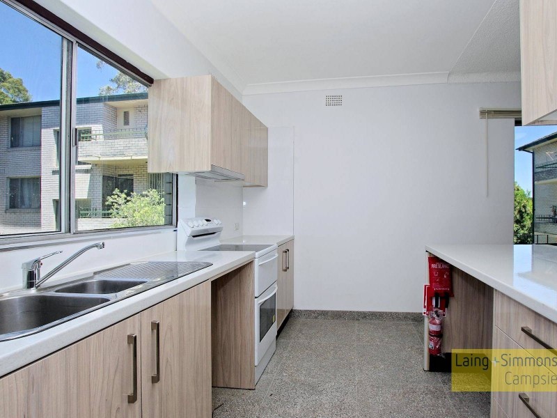 10/33 First Ave, Campsie NSW 2194