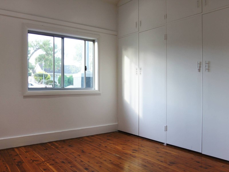 116 Old Kent Rd, Greenacre NSW 2190