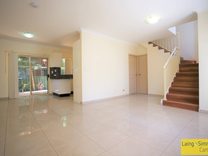 2/8 Gould Street, Campsie NSW 2194