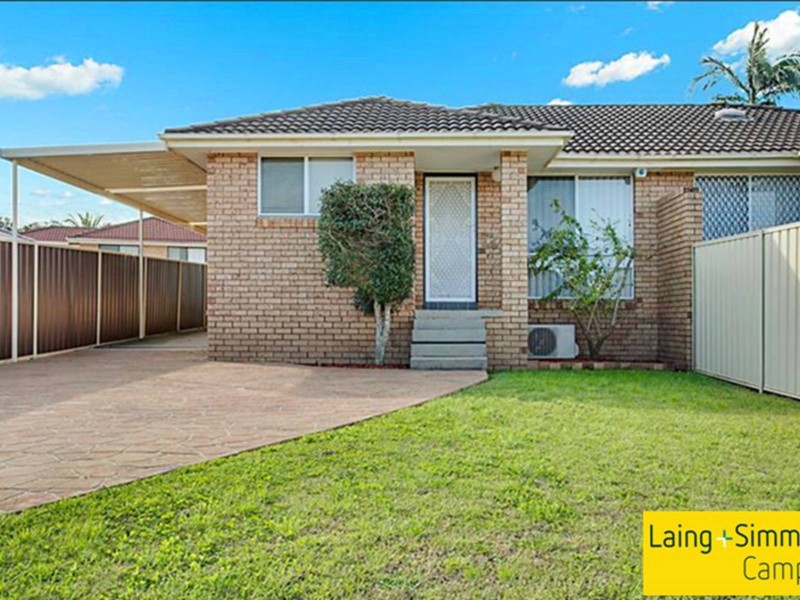 35 Cochrane Street, Minto NSW 2566