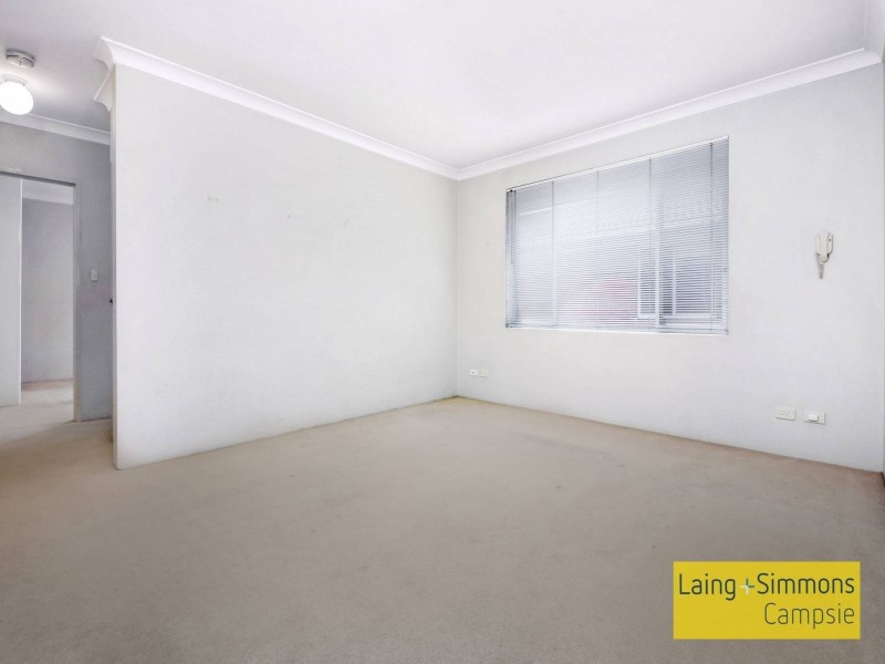 8/24 Hampden Road, Lakemba NSW 2195