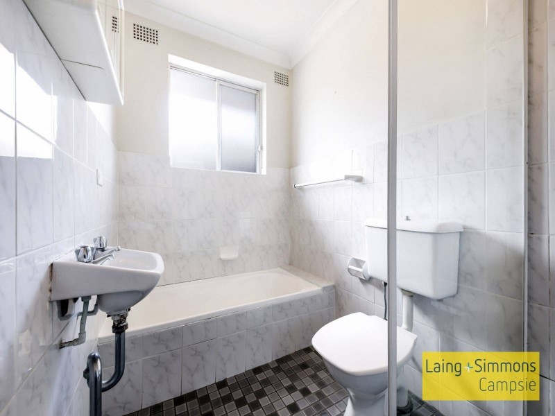 8/24 Hampden Road, Lakemba NSW 2195