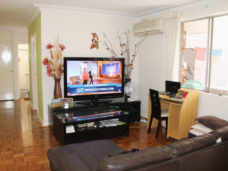 5/3 Sixth Ave, Campsie NSW 2194