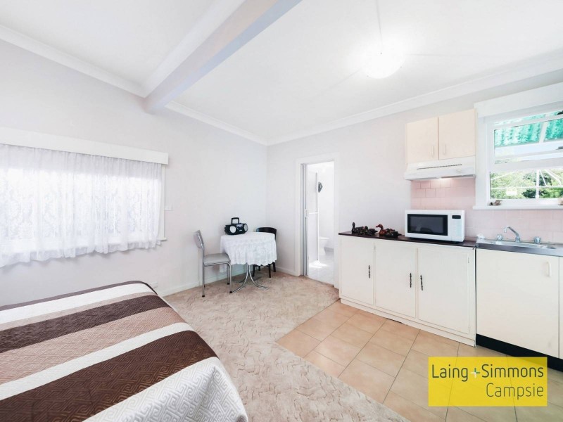 1 Loch St, Campsie NSW 2194