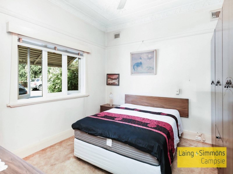 1 Loch St, Campsie NSW 2194
