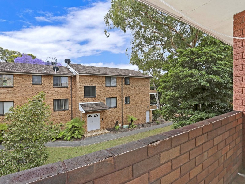 8/75 Park Street, Campsie NSW 2194