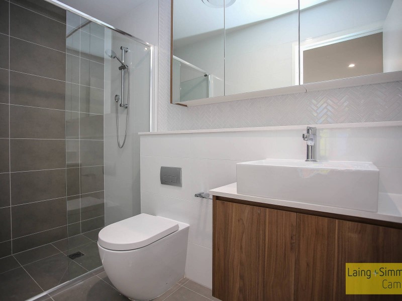 B305/40-42 Loftus Crescent, Homebush NSW 2140