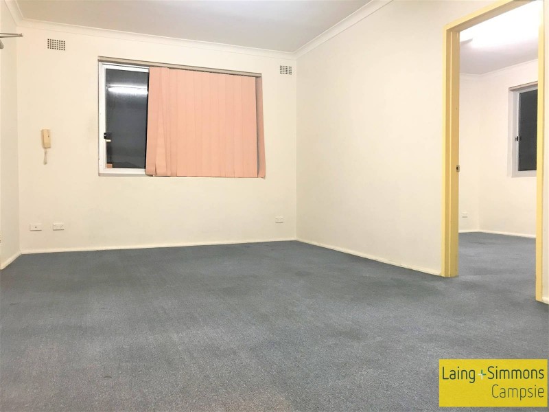 4 Howard St, Canterbury NSW 2193