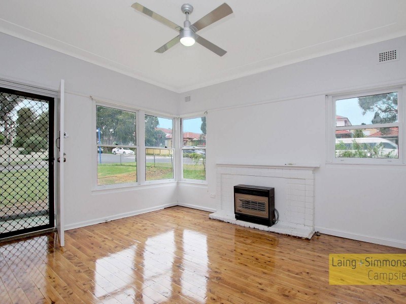 17     Armitree St., Kingsgrove NSW 2208