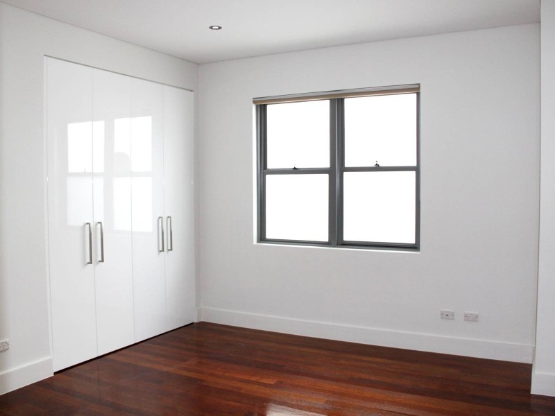 30 Surrey St, Marrickville NSW 2204